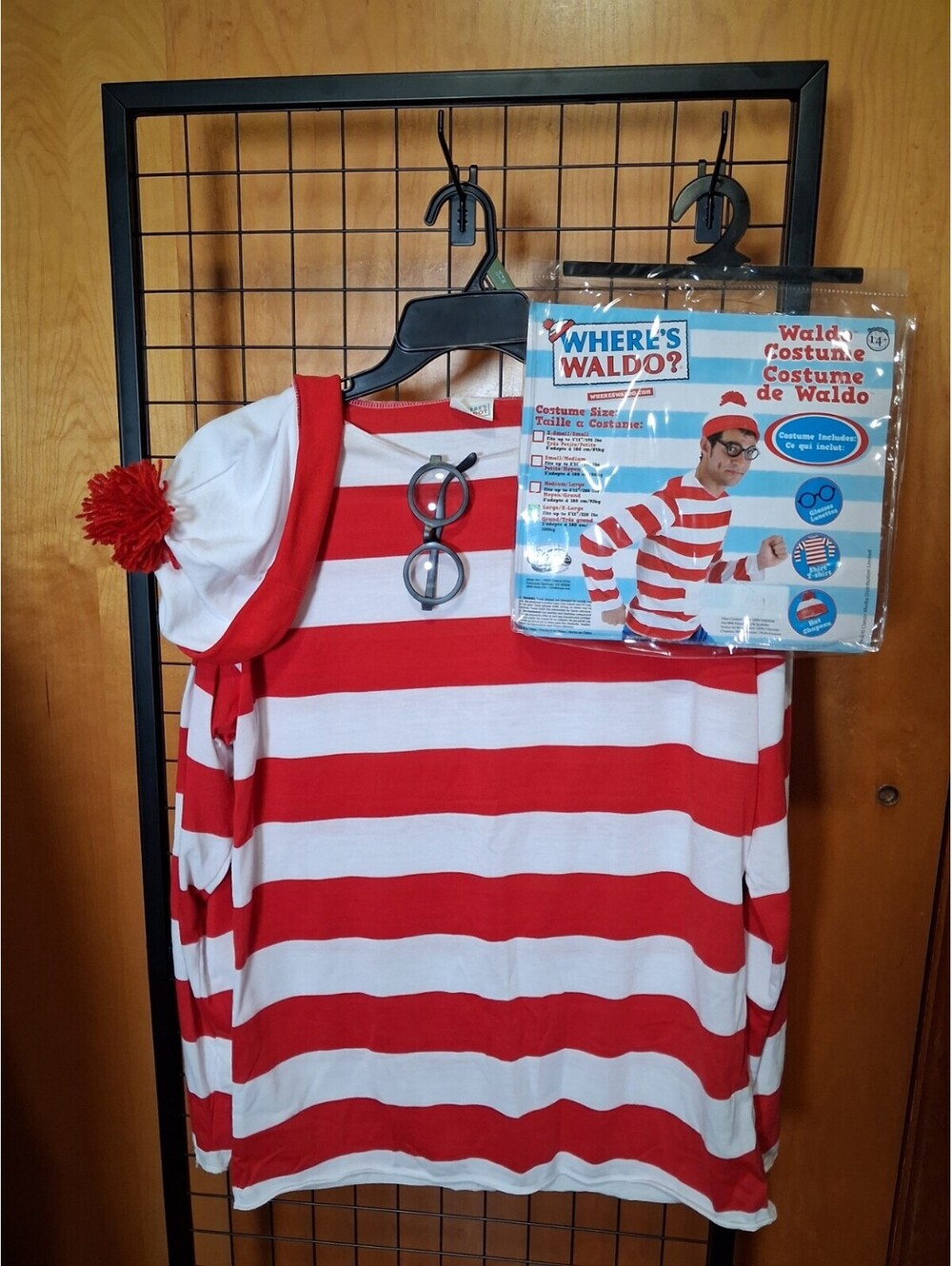 Where’s Waldo Elope Men’s L/XL Costume Shirt Hat Glasses Halloween Cosplay